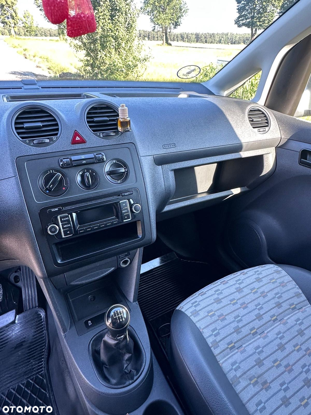 Volkswagen Caddy - 20