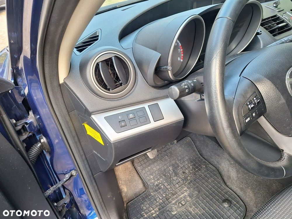 Mazda 3 1.6 Sport Active Plus - 26