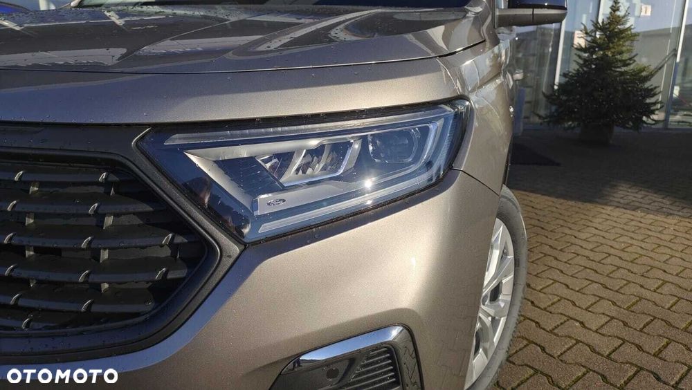 Ford Tourneo Connect - 24