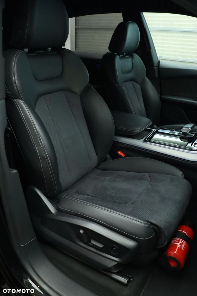 Audi Q8 - 14