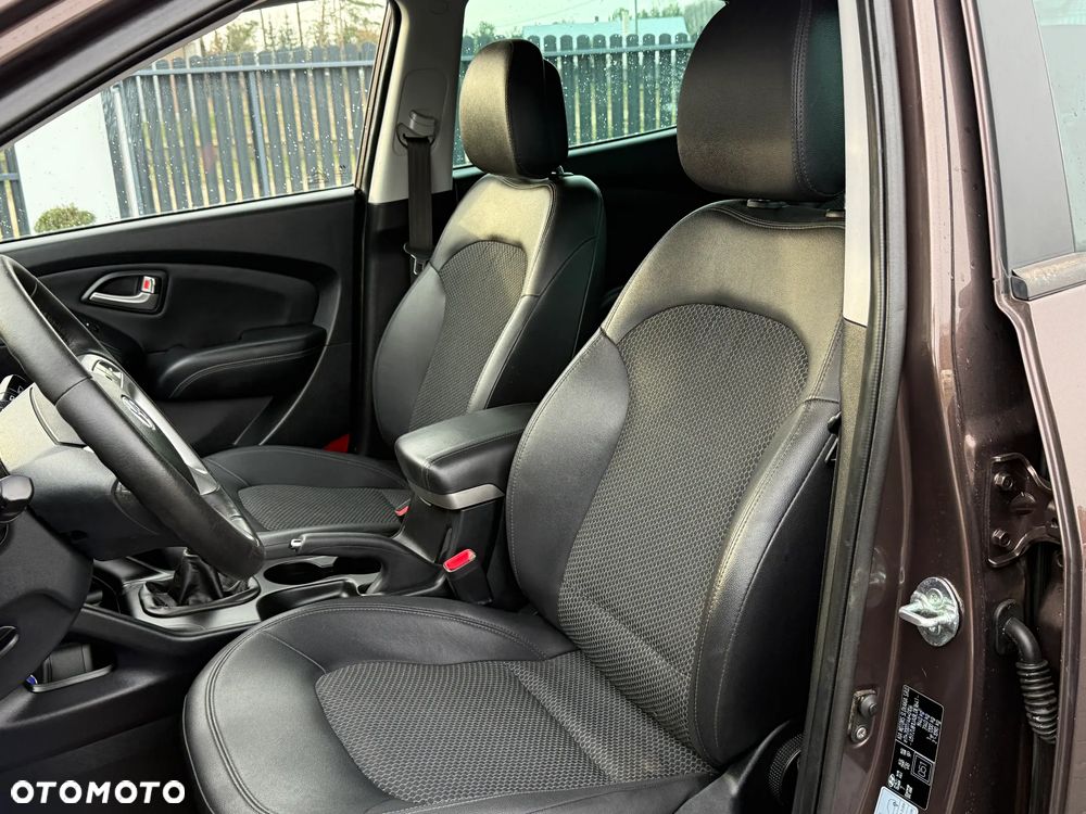 Hyundai ix35 1.7 CRDi 2WD blue Comfort - 7