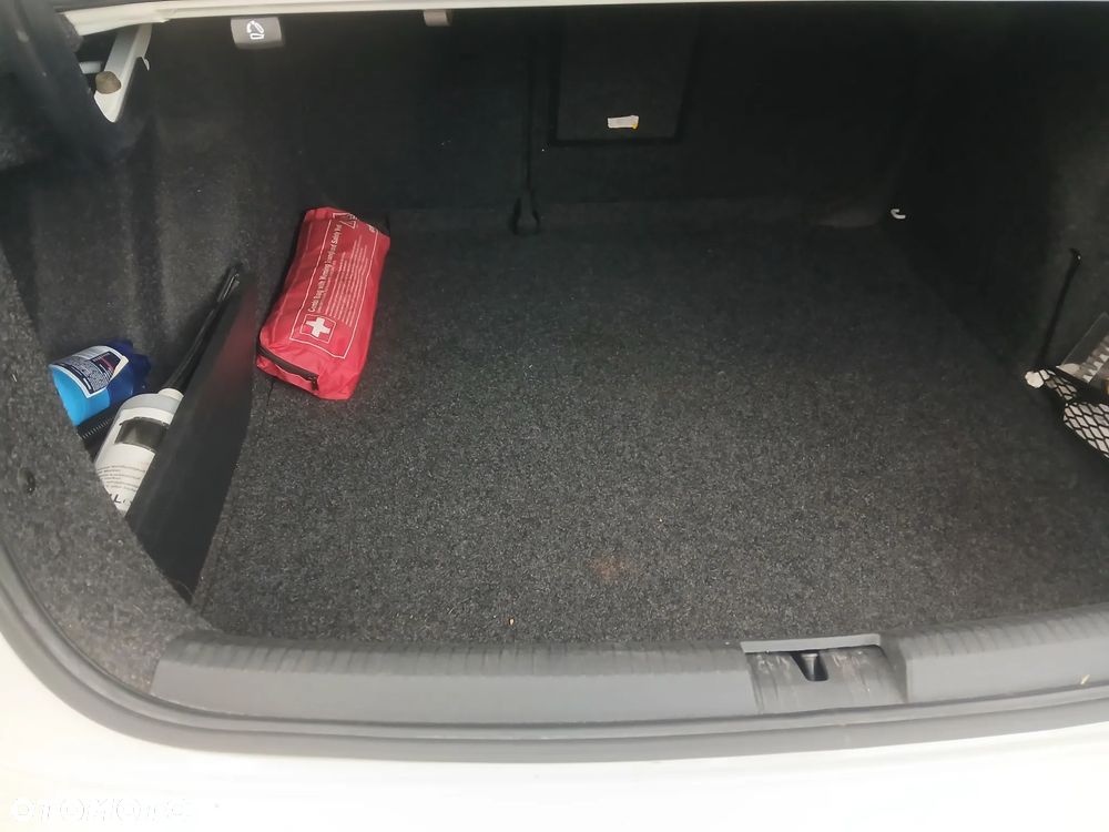 Volkswagen Jetta 1.2 TSI Comfortline - 9