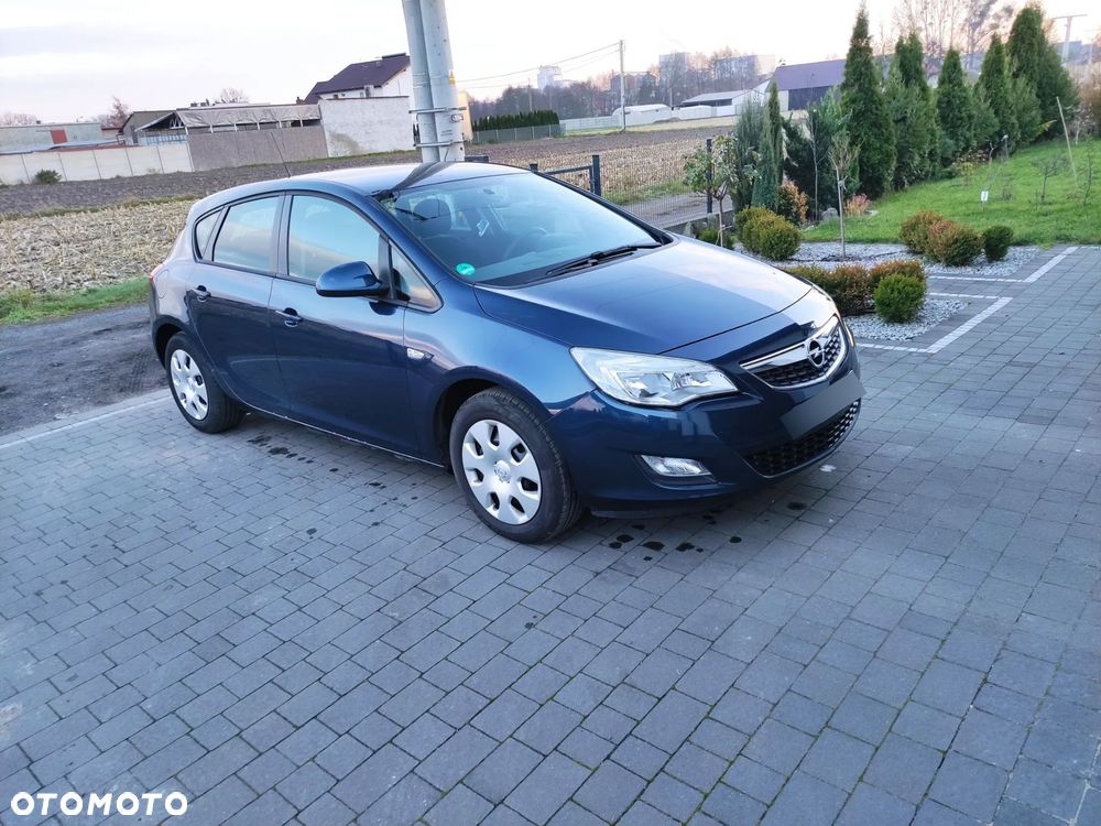 Opel Astra - 12