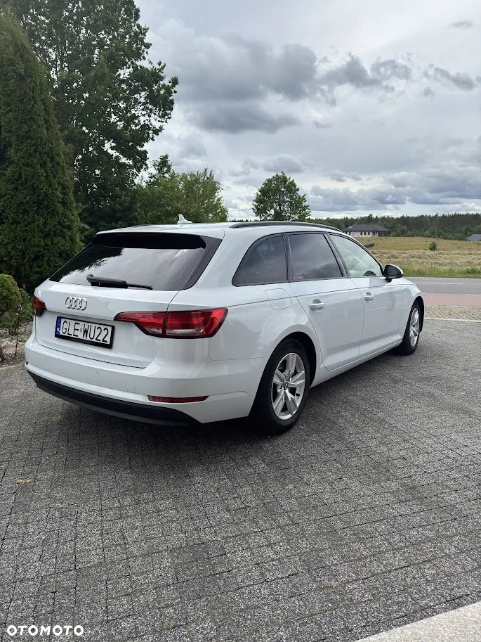 Audi A4 2.0 TDI S tronic - 6