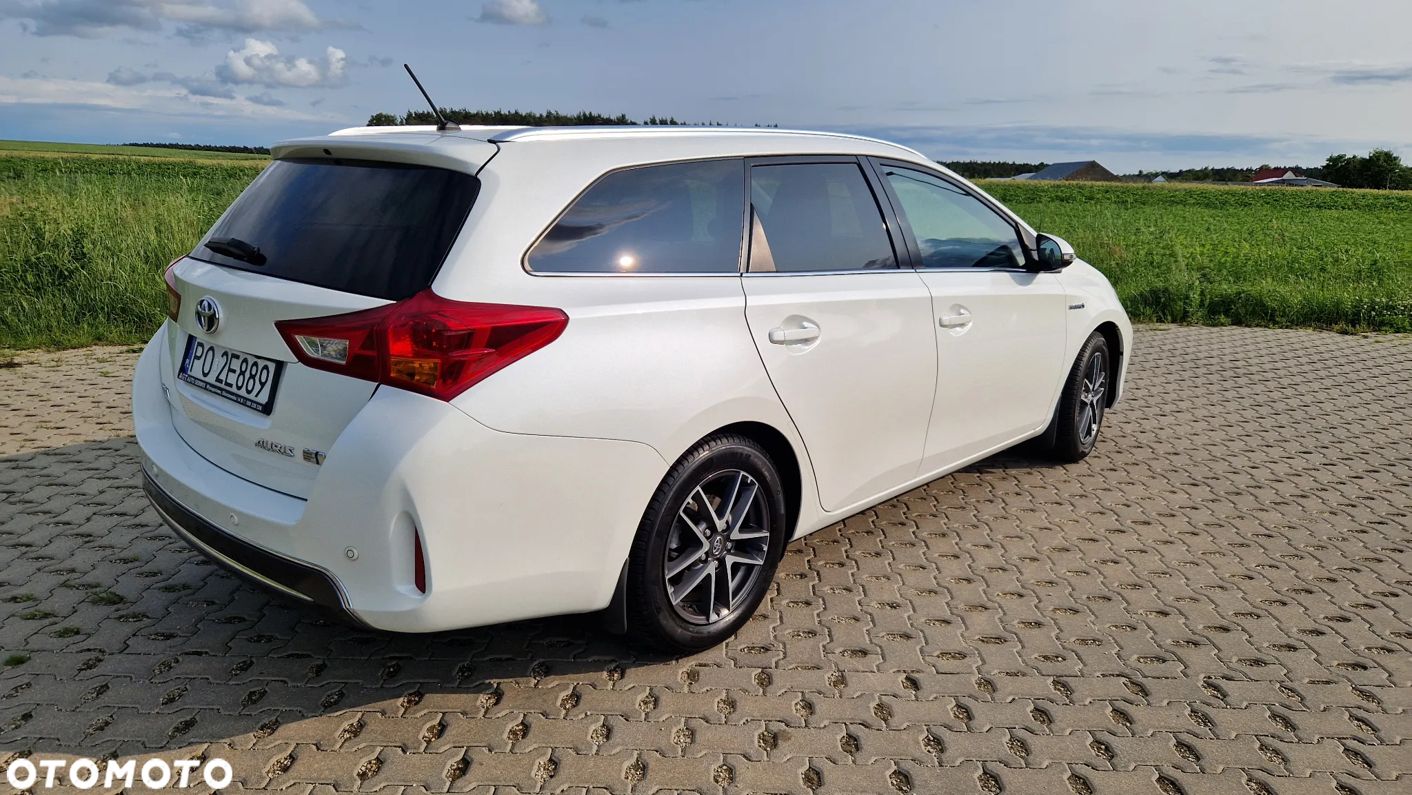 Toyota Auris Hybrid 135 Premium - 7