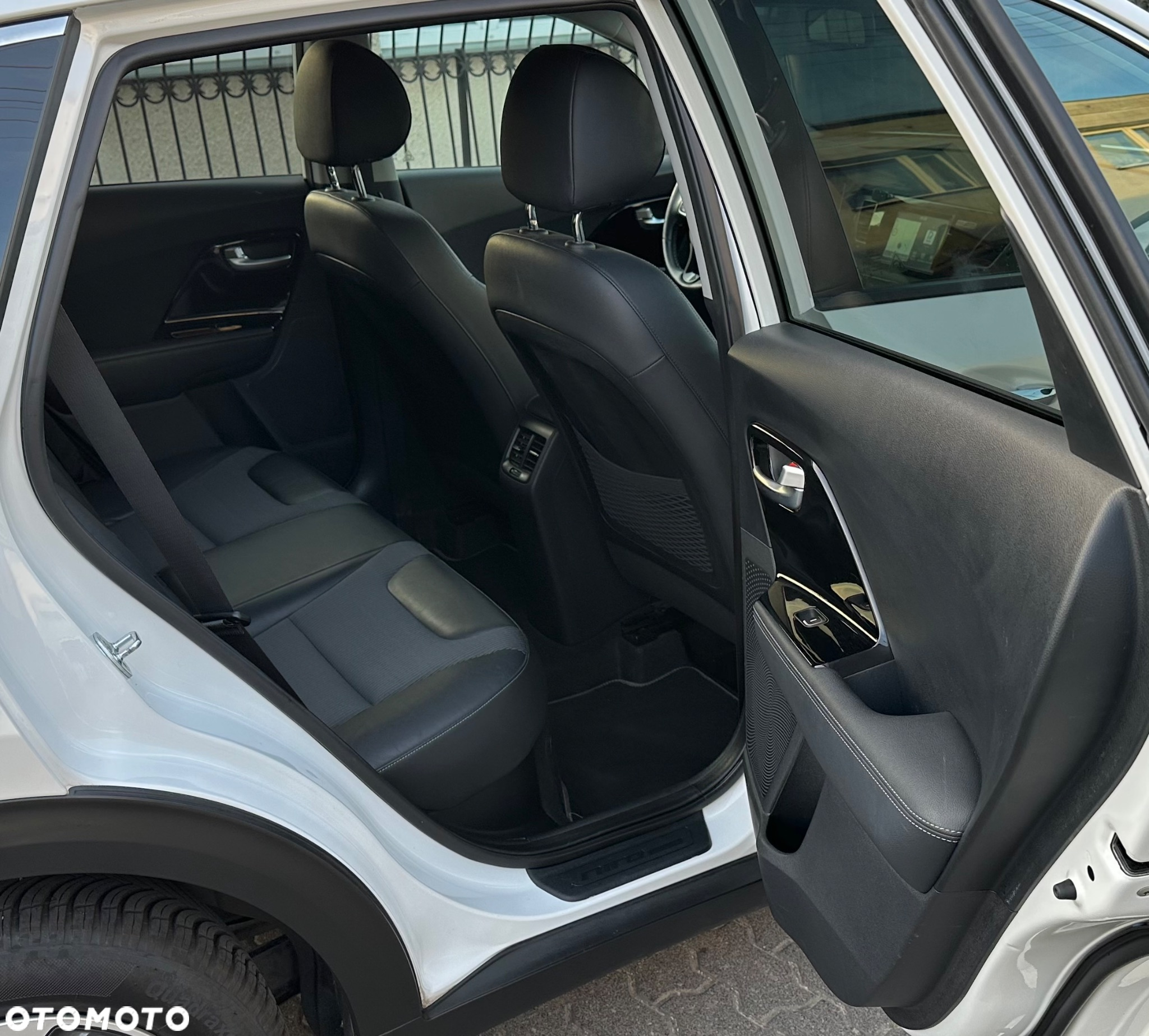 Kia Niro 1.6 GDI Hybrid XL - 12