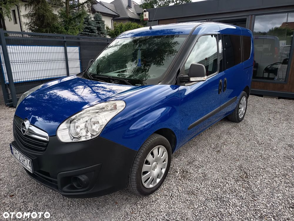 Opel Combo 1.4 Cosmo Eu6 - 2