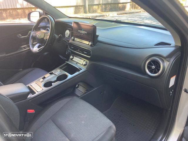 Hyundai Kauai Advantage - 34