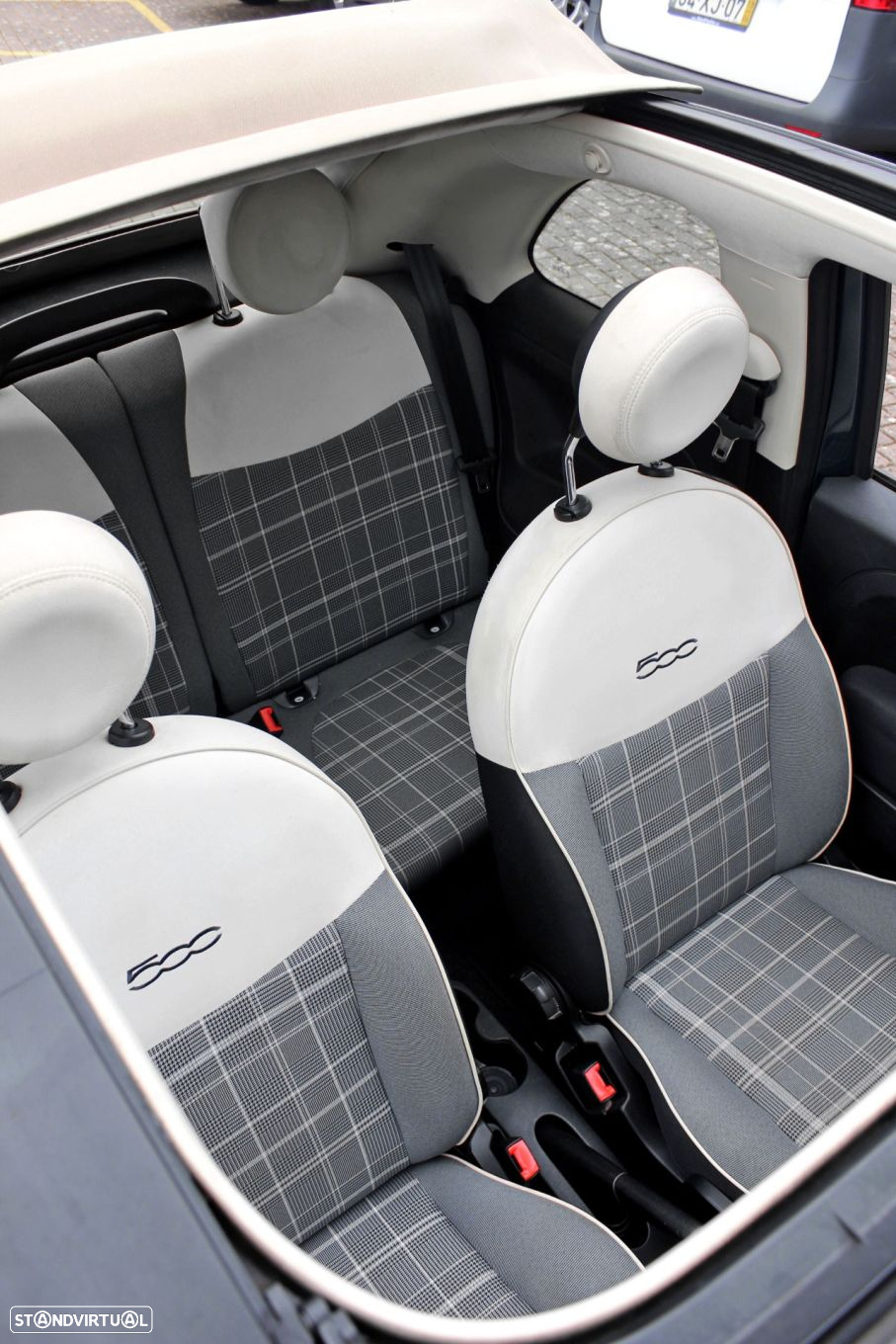 Fiat 500C 1.0 Hybrid Lounge - 25