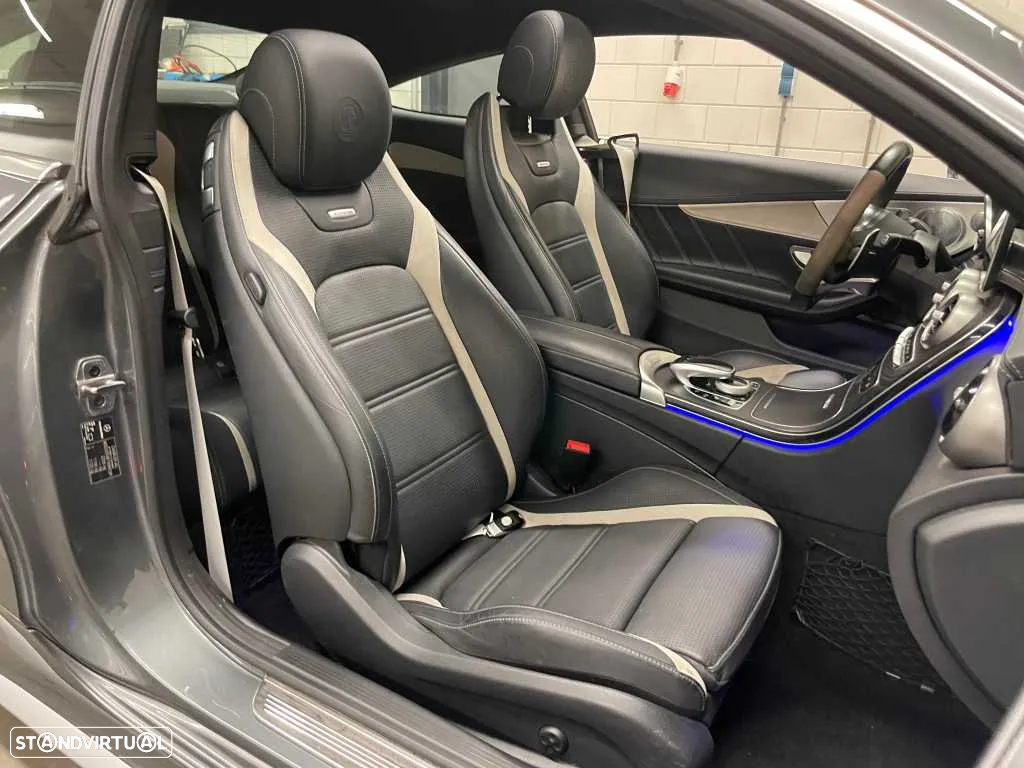 Mercedes-Benz C 63 AMG S Coupe Speedshift MCT 9G - 40