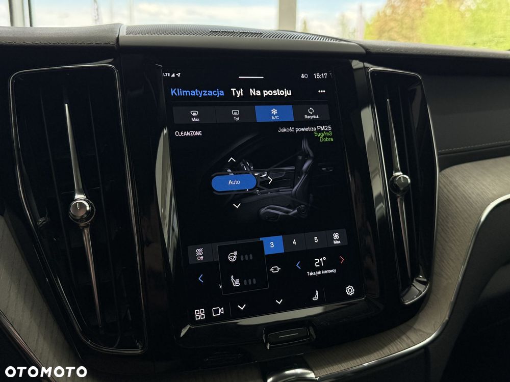 Volvo XC 60 B5 B AWD Inscription - 33