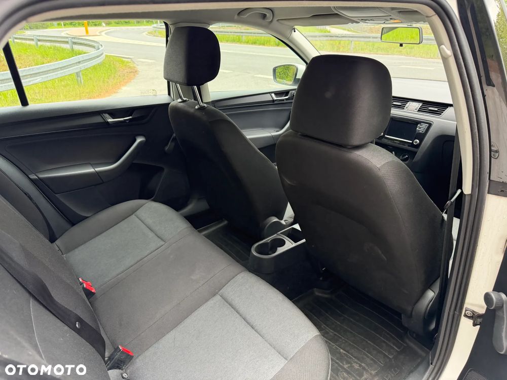 Skoda RAPID 1.0 TSI Ambition - 13