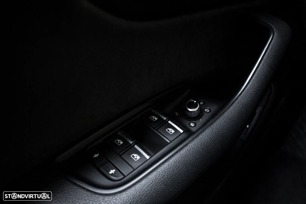 Audi Q7 3.0 TDI quattro tiptronic - 16