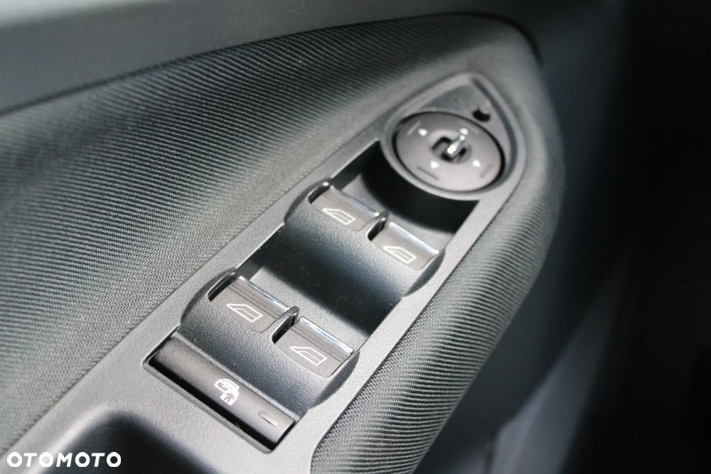 Ford C-MAX 1.6 EcoBoost Start-Stop-System Titanium - 29