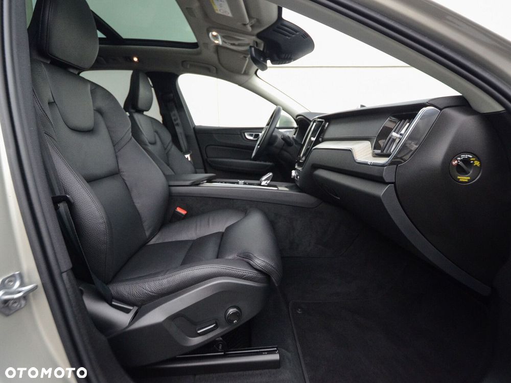 Volvo XC 60 D5 SCR AWD Inscription - 30