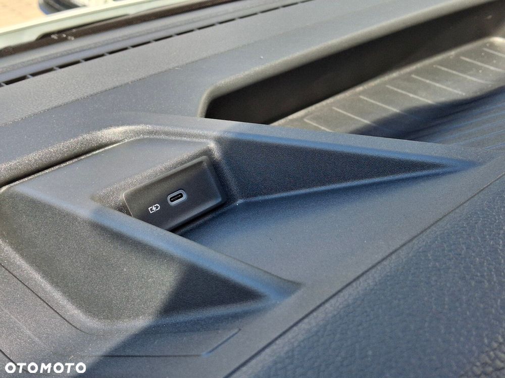 Volkswagen Crafter - 25
