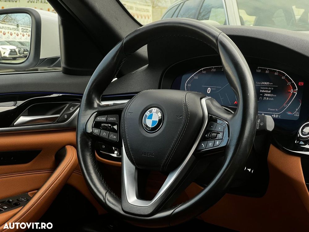 BMW Seria 5 - 10