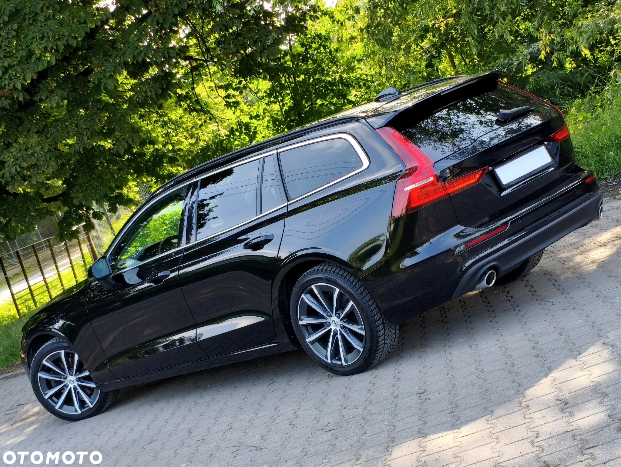 Volvo V60 B4 D Geartronic Momentum Pro - 29