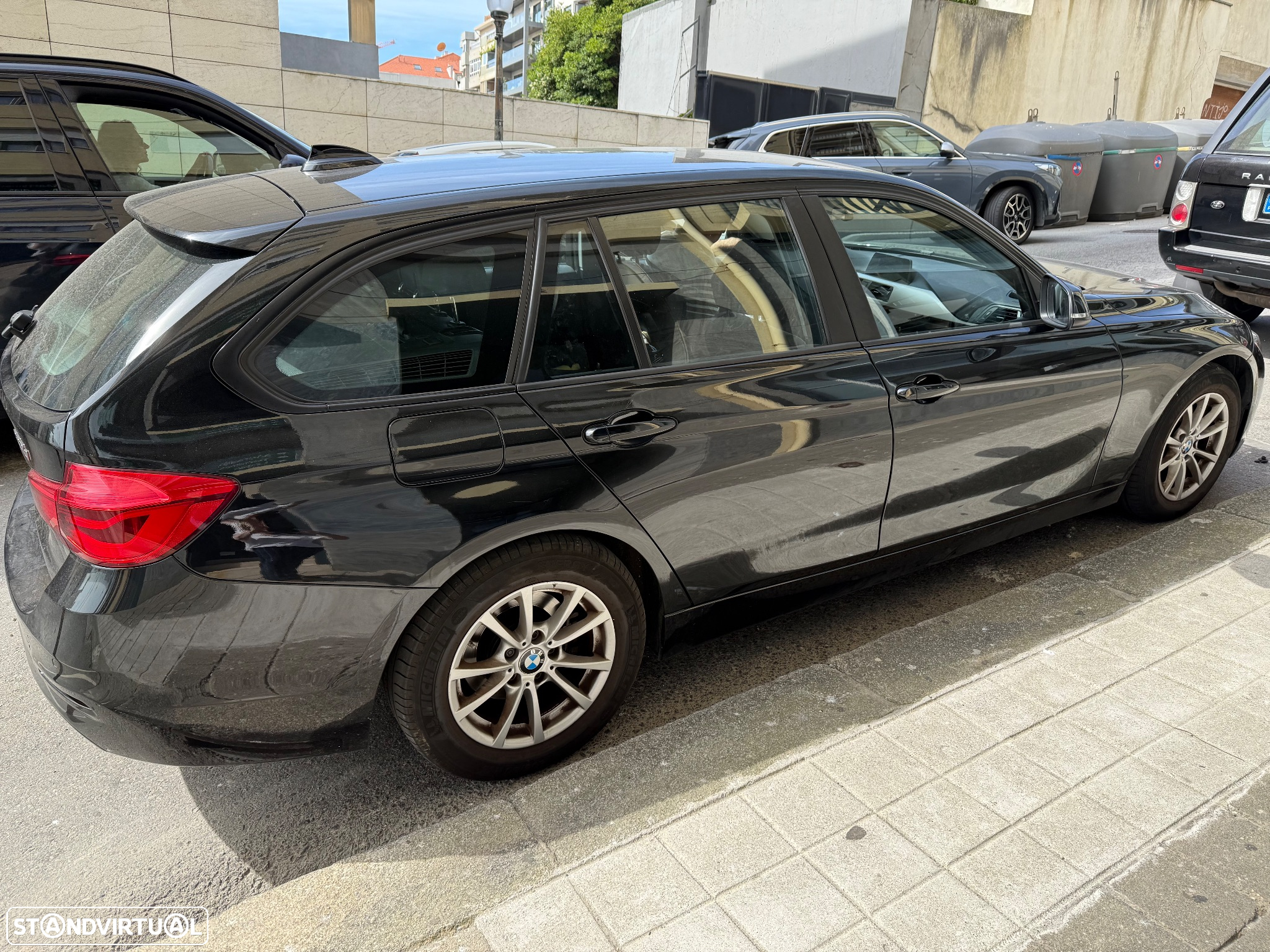 BMW 320 d Touring Advantage - 12