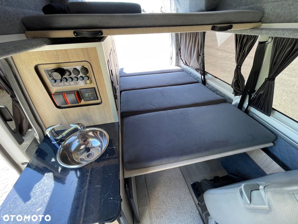 Volkswagen Transporter - 36