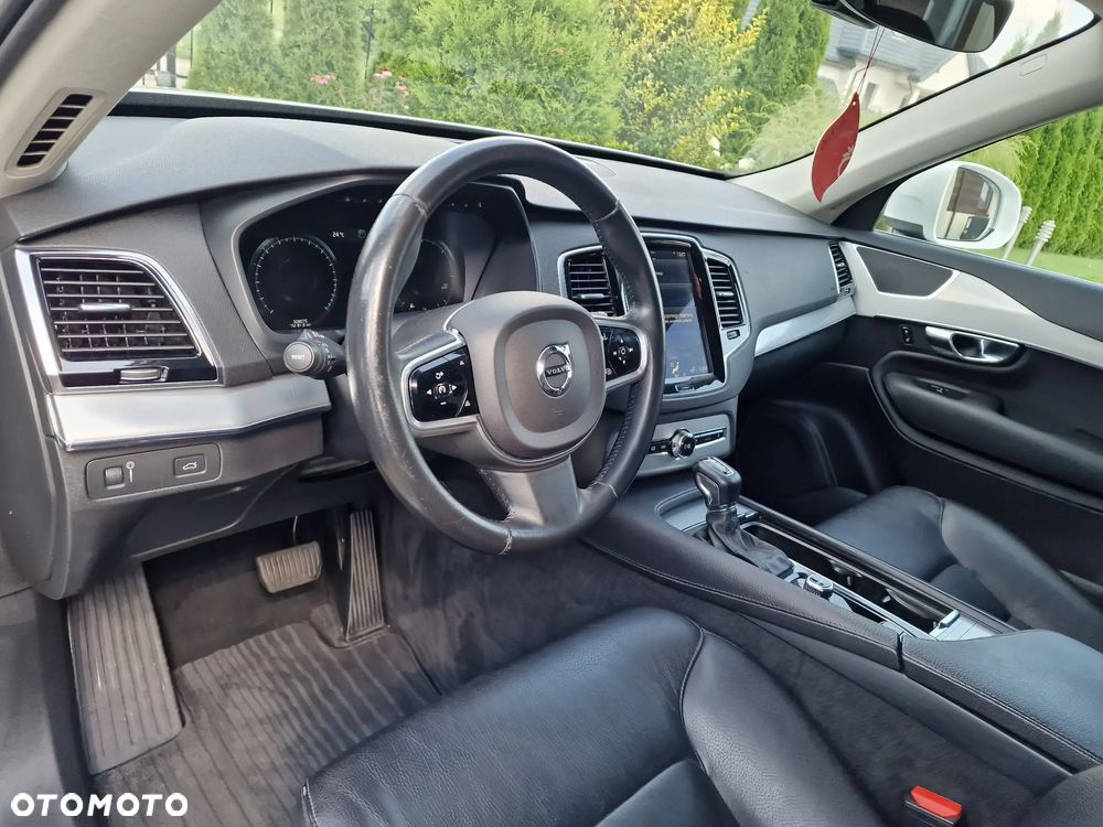 Volvo XC 90 D5 AWD Momentum 7os - 9
