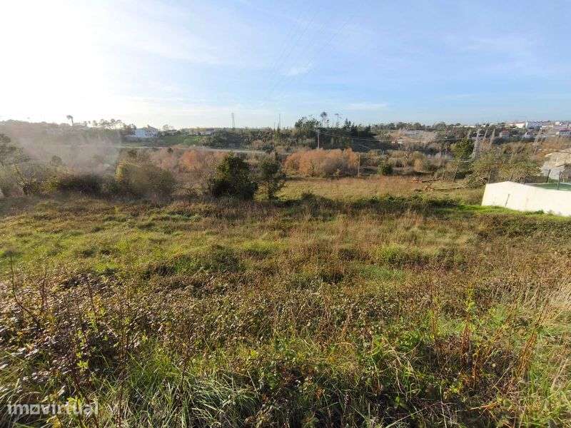 Terreno urbano para construção em Batalha – 692 m² – 70.000€ - Grande imagem: 4/12