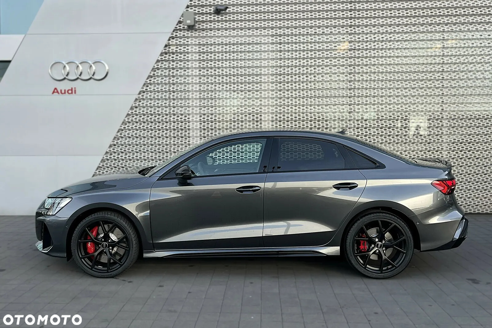 Audi RS3 Limousine TFSI Quattro S tronic - 9