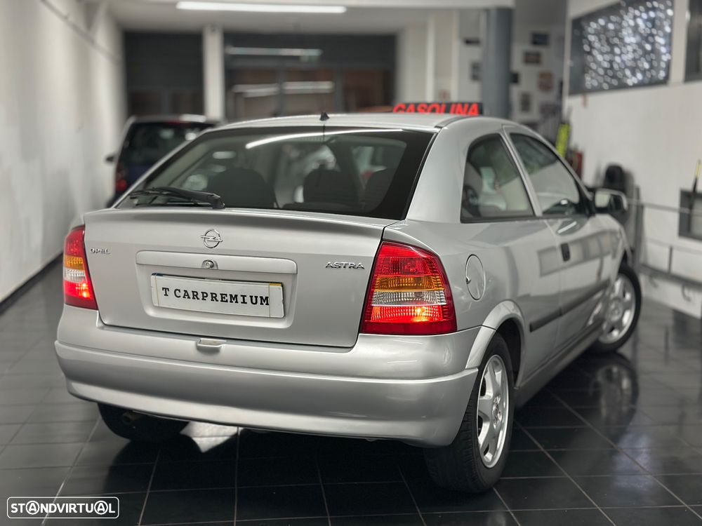 Opel Astra 1.4i 16V Sport - 8