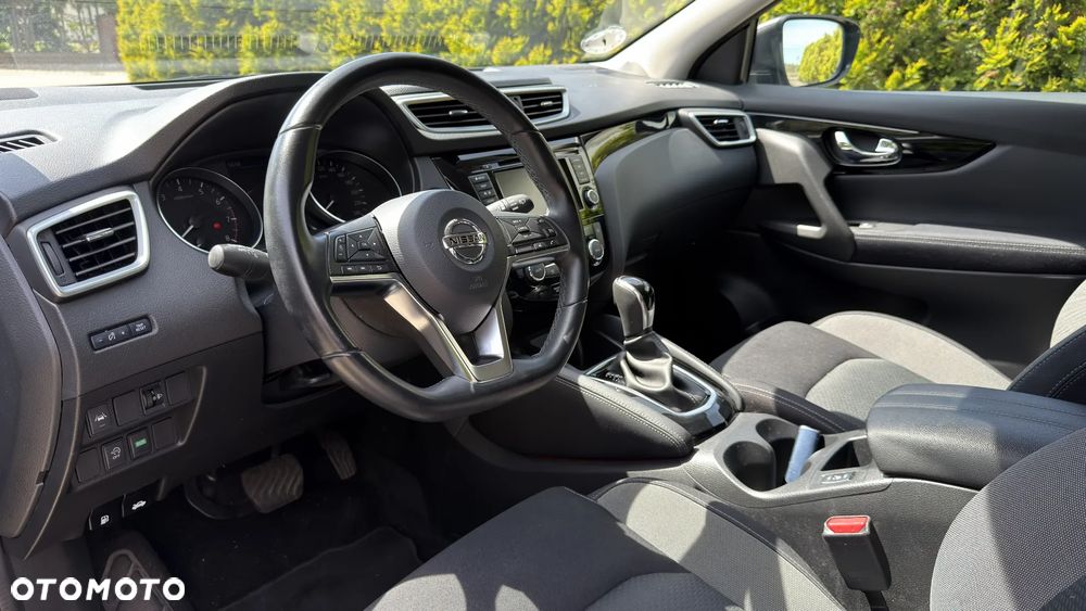 Nissan Qashqai 1.3 DIG-T N-Connecta DCT - 7