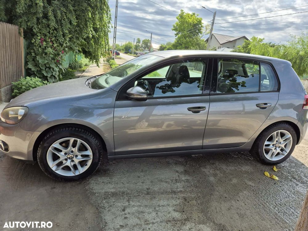 Volkswagen Golf 1.6 TDI BlueMotion Technology DPF Comfortline DSG - 16