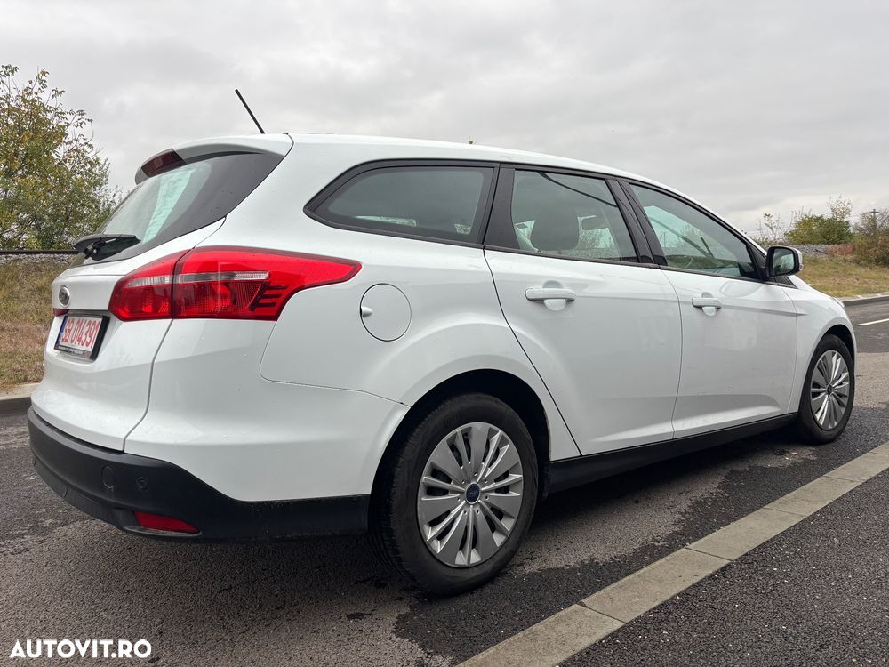 Ford Focus - 5