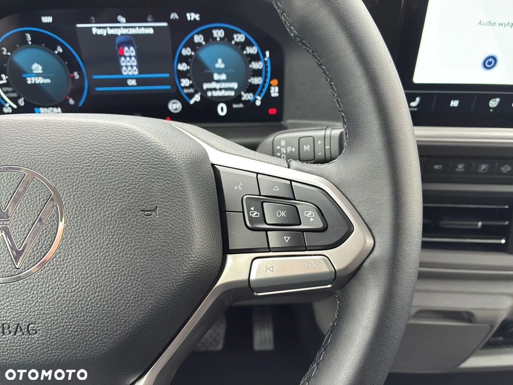 Volkswagen Caravelle - 22