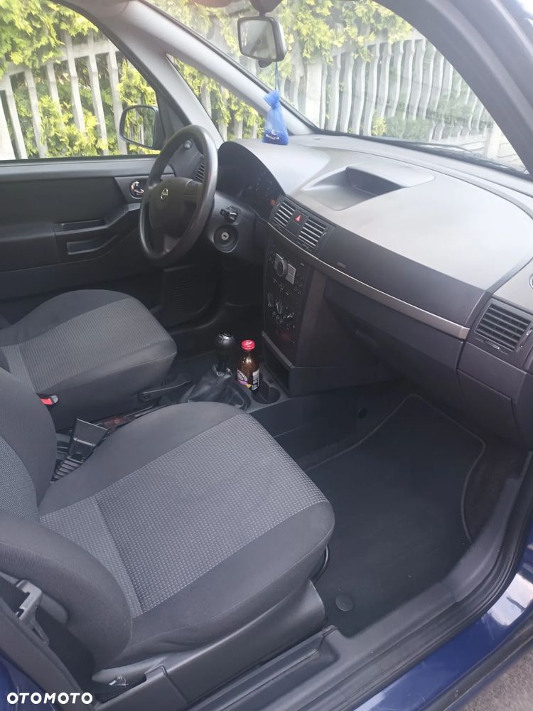 Opel Meriva - 12