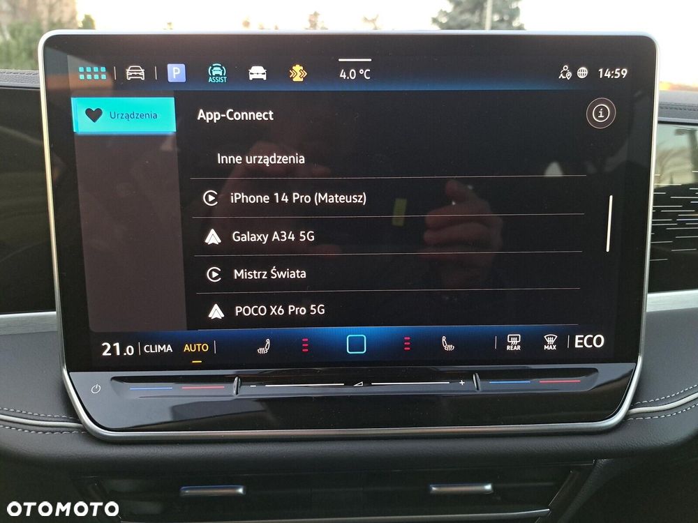 Volkswagen Passat - 38