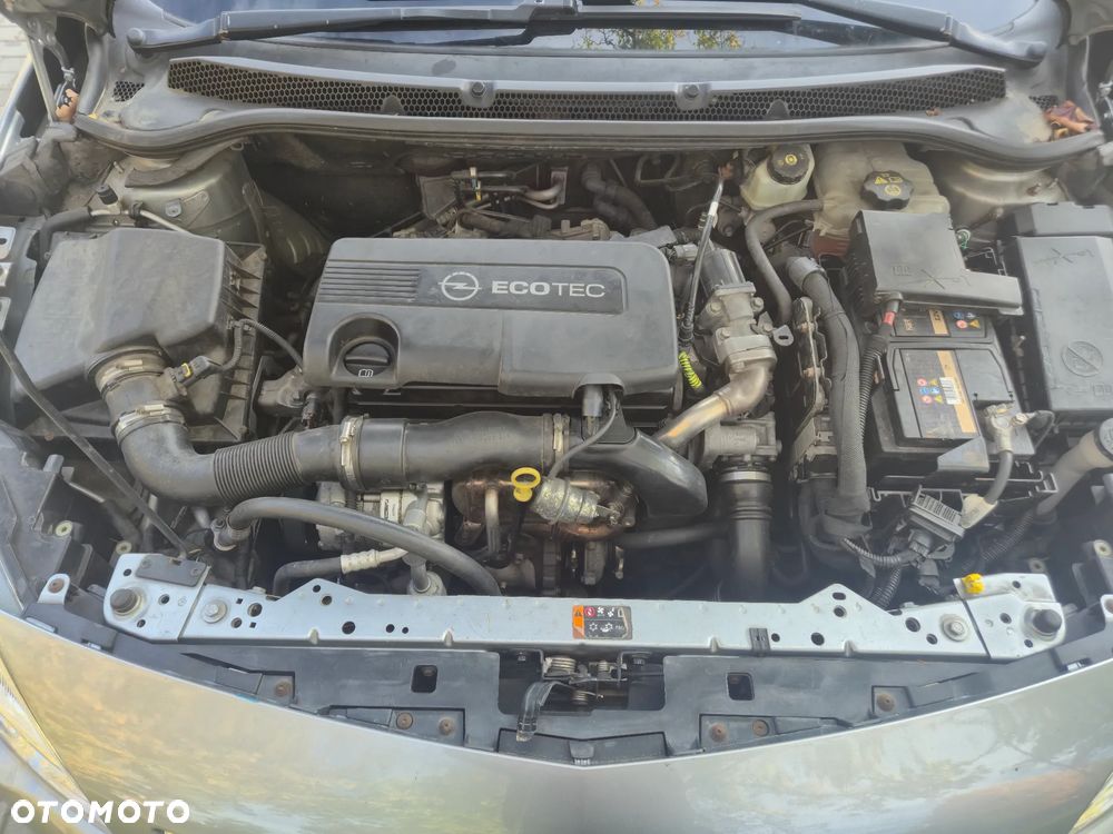 Opel Astra 1.7 CDTI - 12