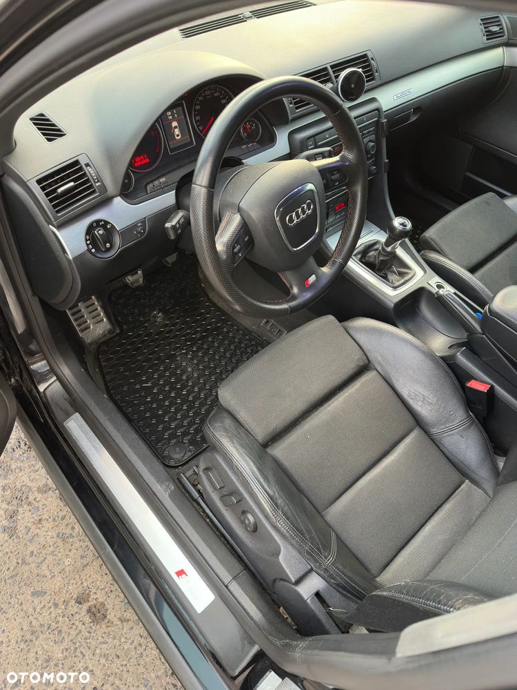 Audi A4 Avant 3.0 TDI Quattro - 15