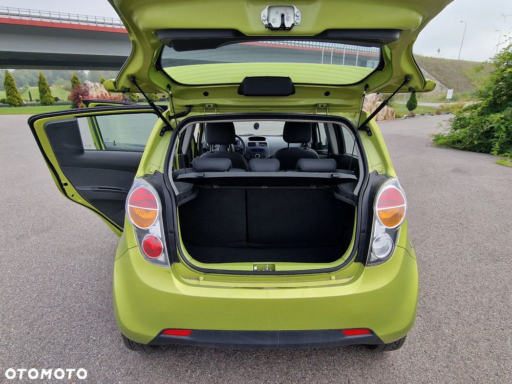 Chevrolet Spark 1.2 LS+ Design - 32