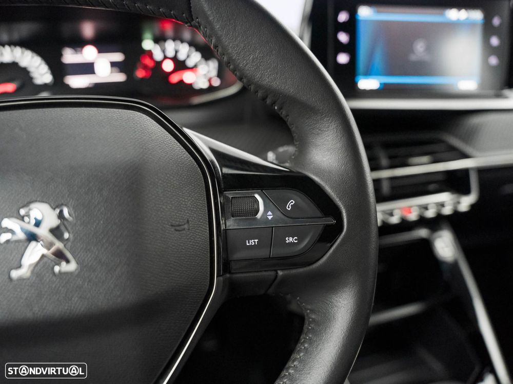 Peugeot 2008 1.2 PureTech Active Pack - 21