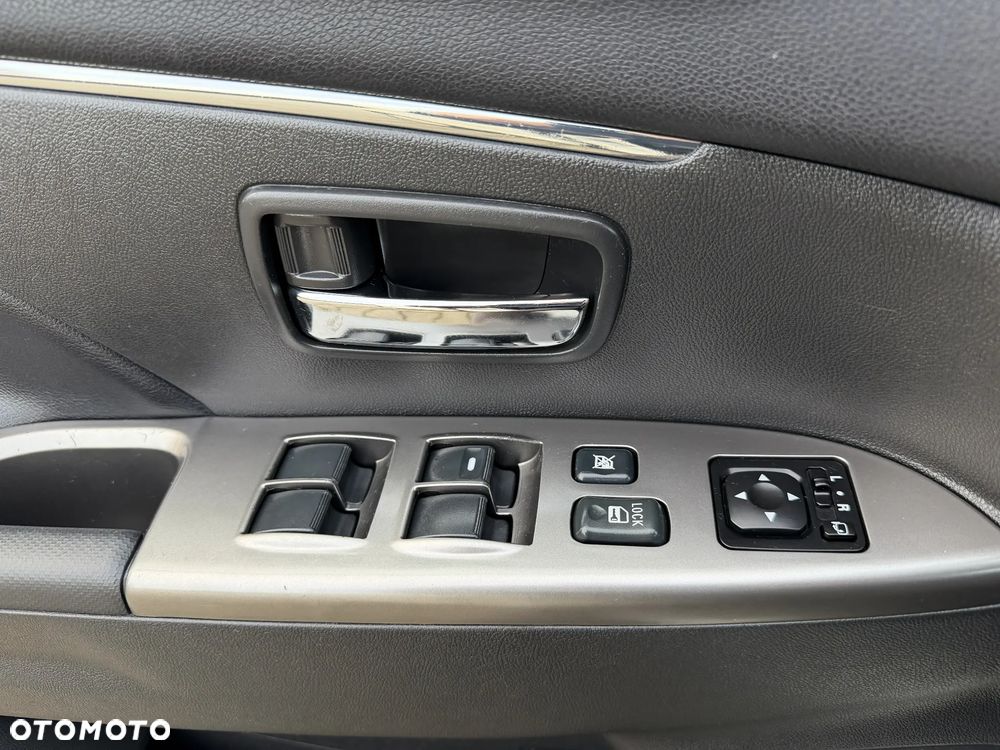 Mitsubishi ASX 1.6 2WD Diamant Edition - 26