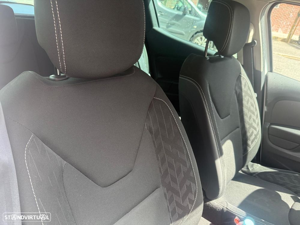 Renault Clio 0.9 TCe Limited Bi-Fuel - 5