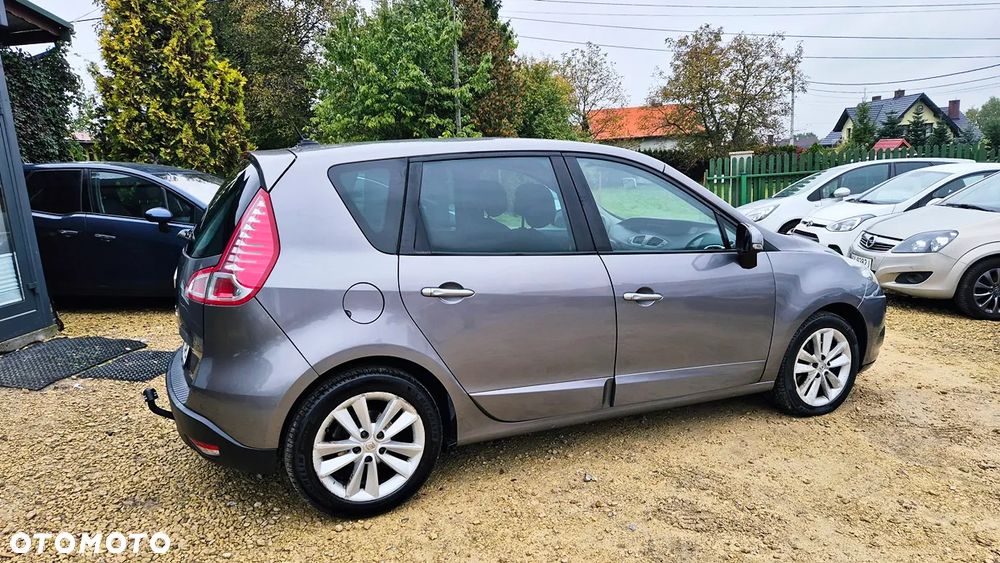 Renault Scenic 1.6 16V 110 TomTom Edition - 10