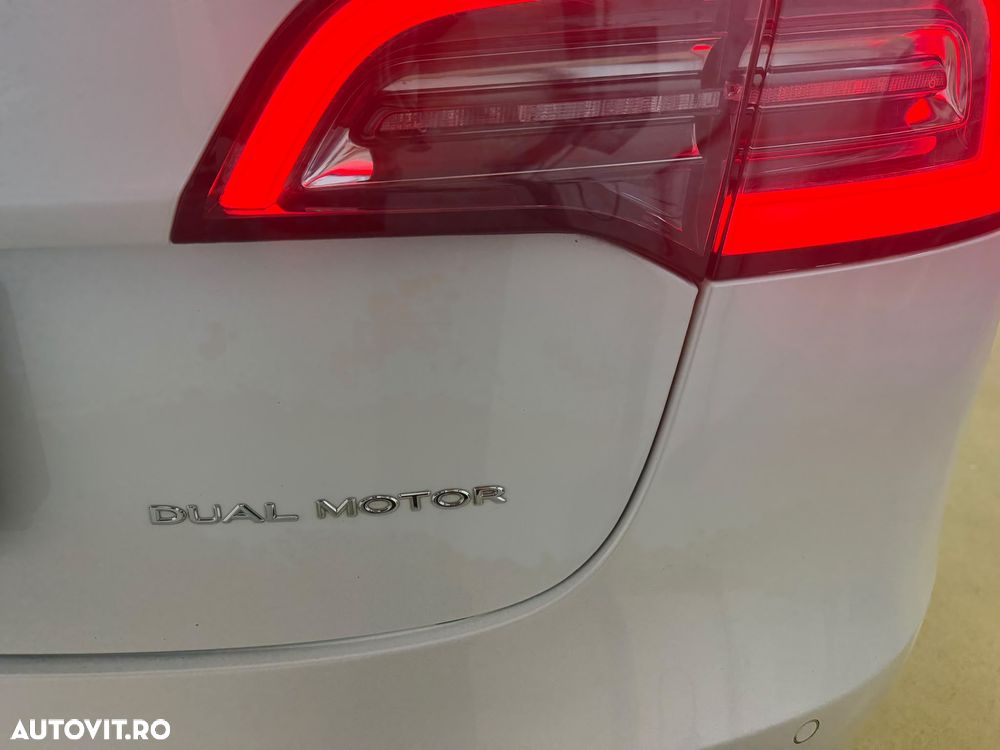 Tesla Model 3 Langstreckenbatterie Allradantrieb Dual Motor - 11