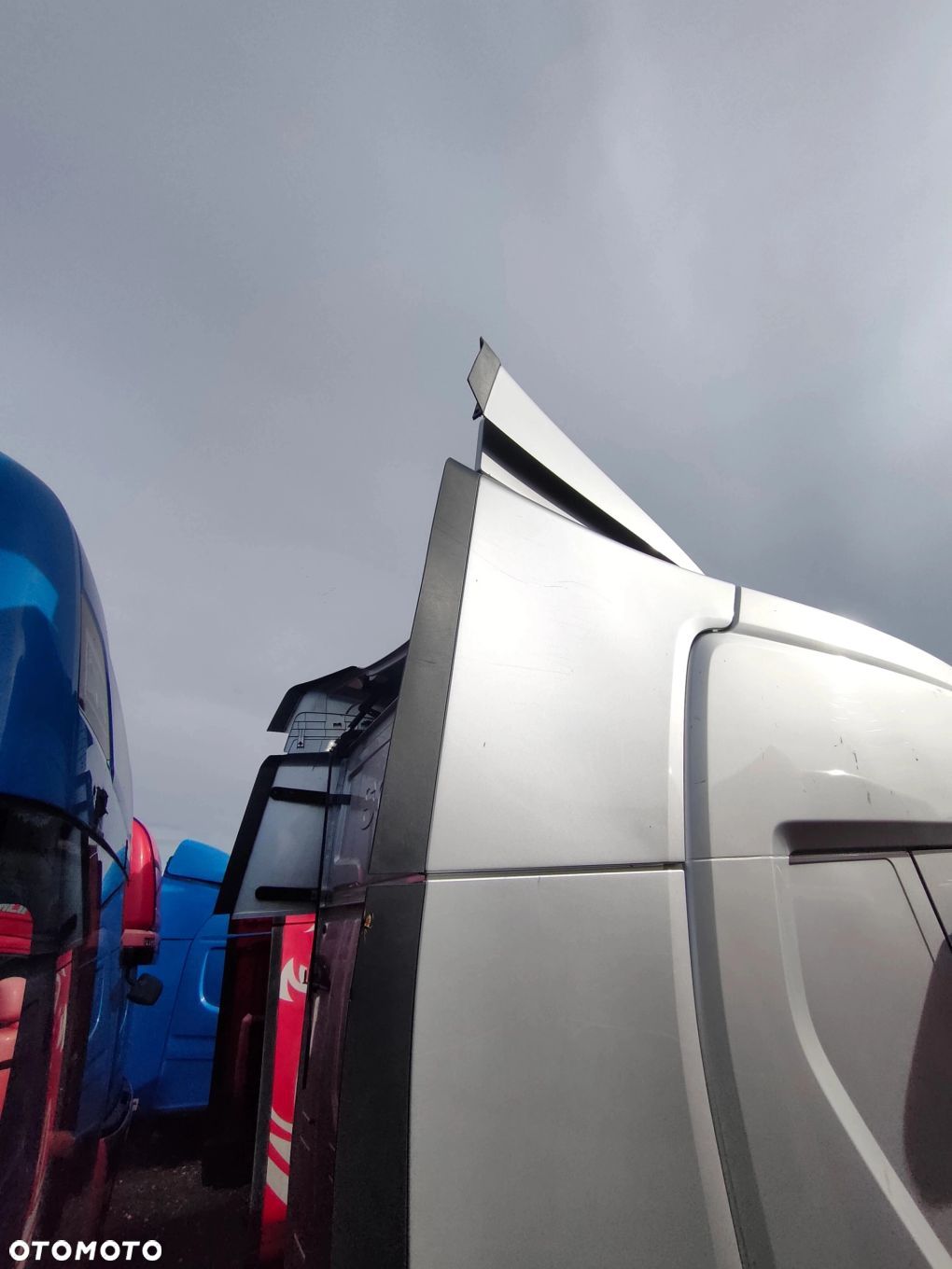 SPOJLER OWIEWKA UCHO SŁONIA PRAWE SCANIA NTG - 1