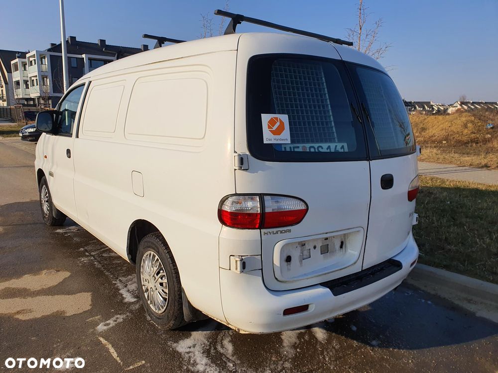 Hyundai H-1 / C12 - 3
