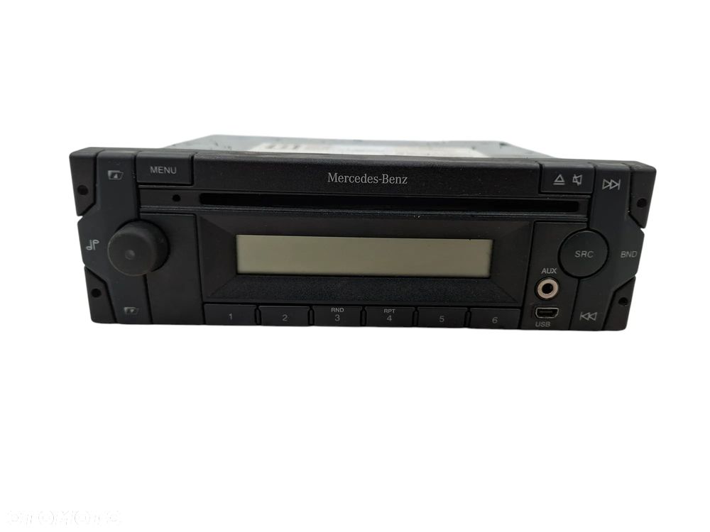 RADIO FABRYCZNE CD MERCEDES ATEGO AXOR A0004467062 - 1