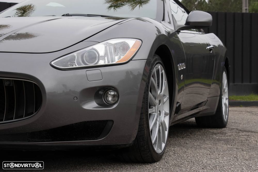 Maserati Grancabrio 4.7 V8 - 14