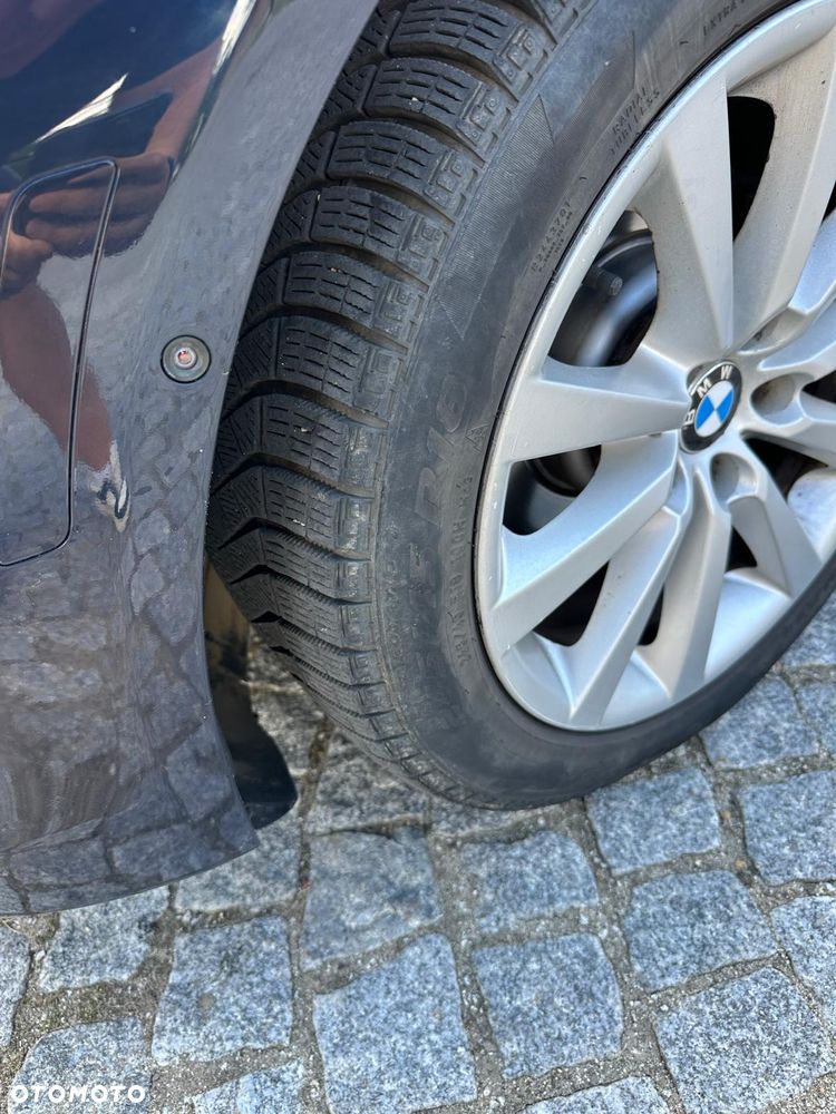 BMW Seria 5 528i xDrive Sport-Aut - 12