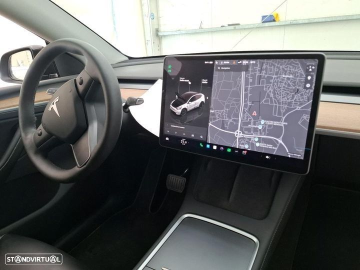 Tesla Model Y Long Range Dual Motor AWD - 4