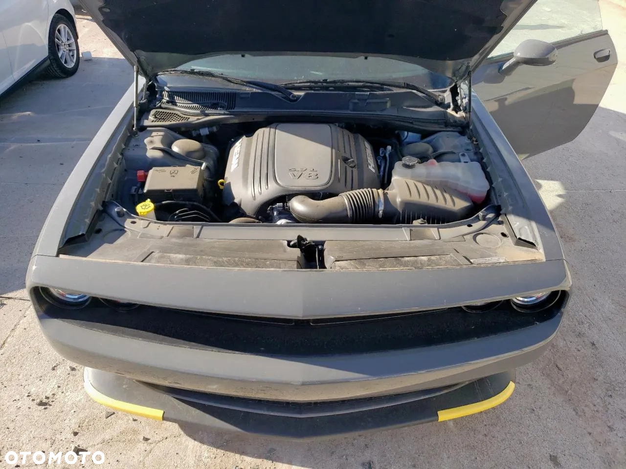 Dodge Challenger 5.7 R/T - 10