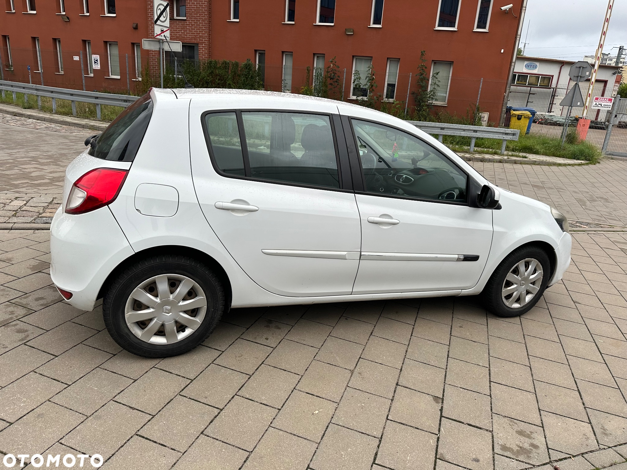Renault Clio 1.2 16V Alize Euro5 - 3